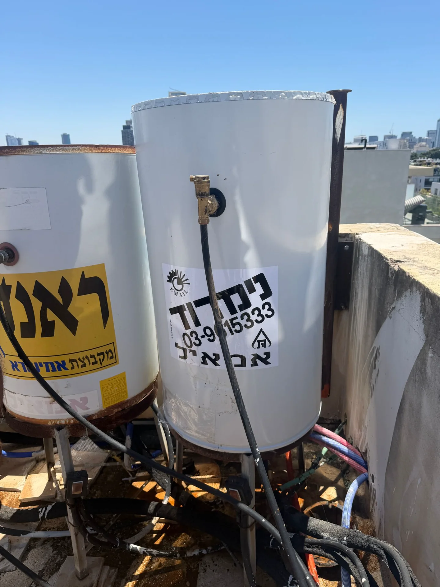 ציוד אינסטלציה בשטח